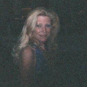 Profile Picture of Kristine Knudson (@golfbunny) on Myspace