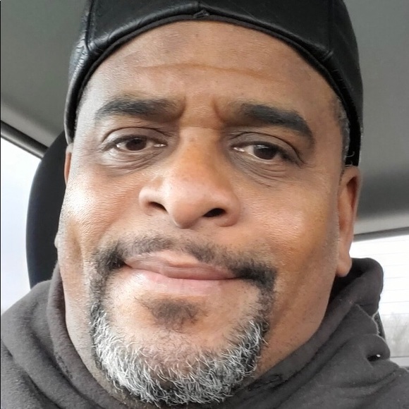 Profile Picture of David Booker (@davidbooker639) on Poshmark