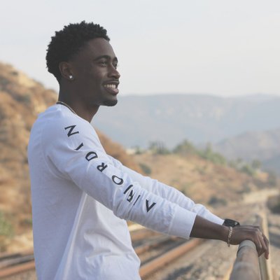 Profile Picture of Micheal Lilly (@mike_lilly2) on Twitter