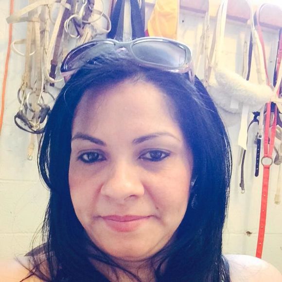 Profile Picture of Gloria Jimenez (@gloriajimene305) on Poshmark
