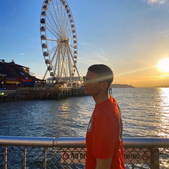 Profile Picture of Ihsane Flouquet (@ihsane59) on Poshmark