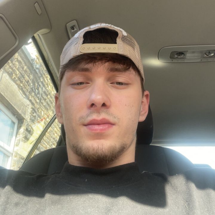 Profile Picture of Curtis (@cr__2001) on Tiktok
