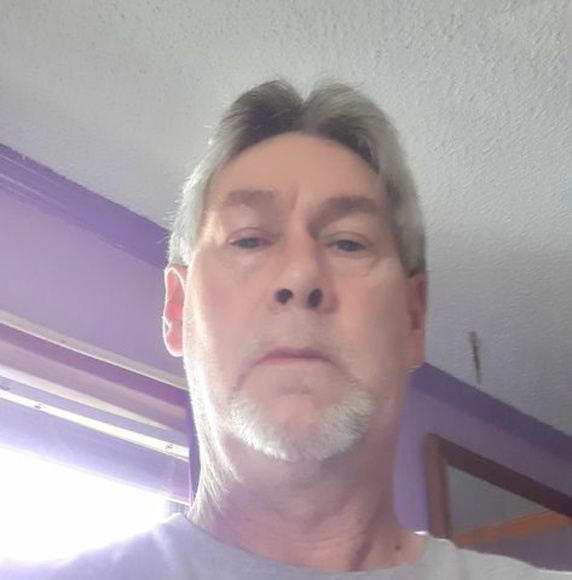 Profile Picture of James Oaks (@jamesoaks1955) on Poshmark