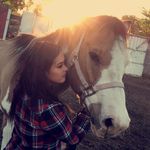 Profile Picture of Crystal Castorena💋 (@crystal_9099) on Instagram