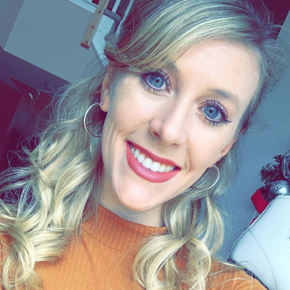Profile Picture of Samantha Beideman (@samrn1321) on Poshmark