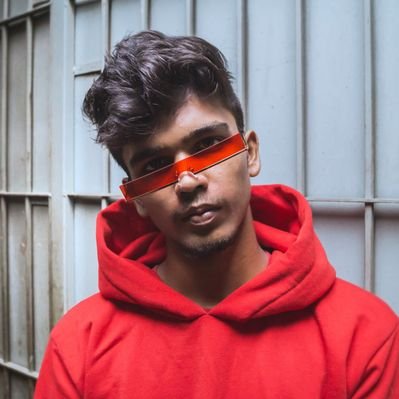 Profile Picture of David Klyton (@mr_scam7) on Twitter