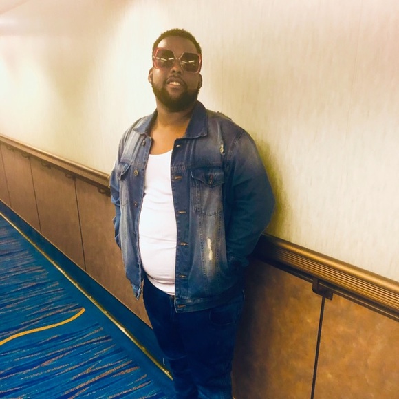 Profile Picture of Jamall Jackson (@lilmally2) on Poshmark