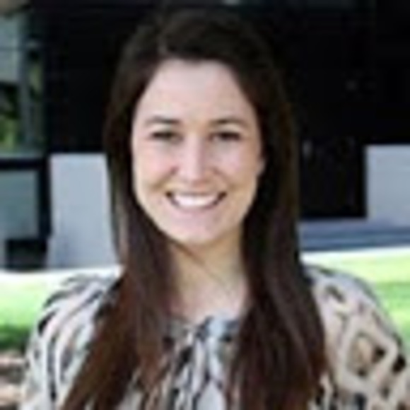 Profile Picture of Courtney Strittmater (@thriftybride) on Poshmark