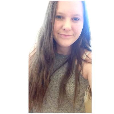 Profile Picture of Lara Walters (@laarraawalters) on Twitter