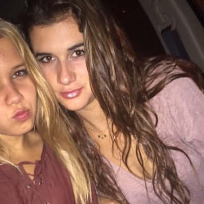 Profile Picture of Maria Grilliot (@ria_likes_hats) on Twitter