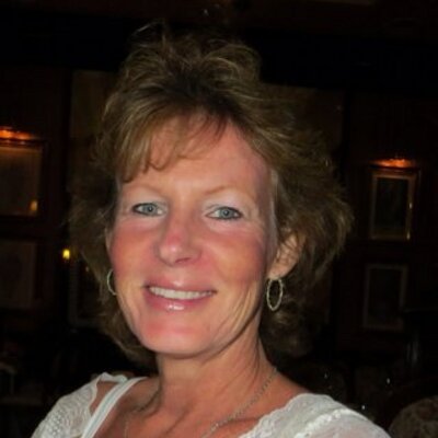 Profile Picture of Lori Morley (@hockeymom9194) on Twitter