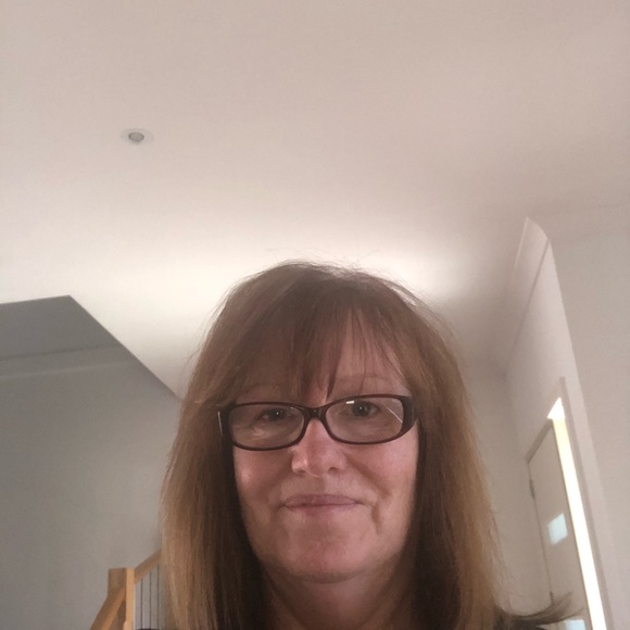 Profile Picture of Suzanne Grenda (@suziecrew) on Poshmark