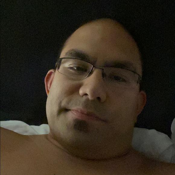 Profile Picture of Giovanni Roberts (@bacolodcity1983) on Poshmark