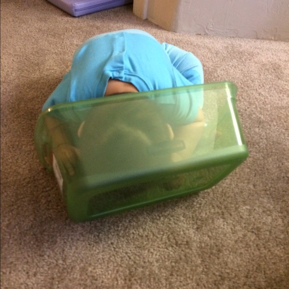 Profile Picture of Min Kim (@mynne3) on Poshmark