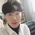 Profile Picture of 황성문 (@sung___moon) on Instagram