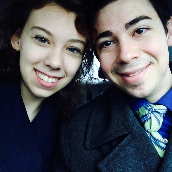 Profile Picture of Emma Leweke (@emmalore) on Poshmark