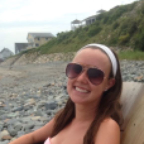 Profile Picture of Maddy Waple (@mwaple) on Poshmark