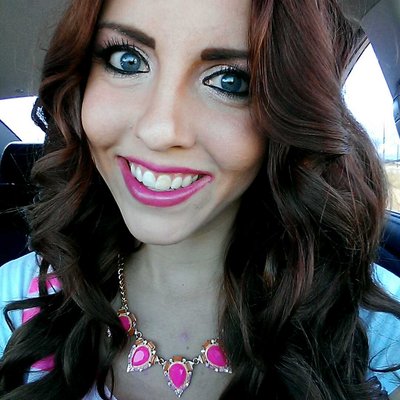 Profile Picture of Amanda Toone (@amandattoone) on Twitter