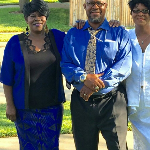 Profile Picture of Carla Pouncey (@carla52poun) on Poshmark