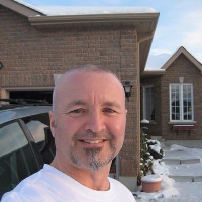 Profile Picture of Larry Richard (@larryri37955124) on Twitter