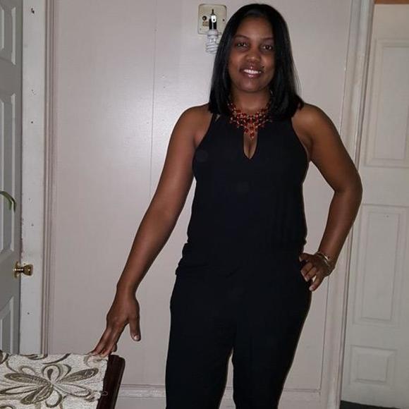 Profile Picture of Maria eujenia Puello (@m_puello) on Poshmark