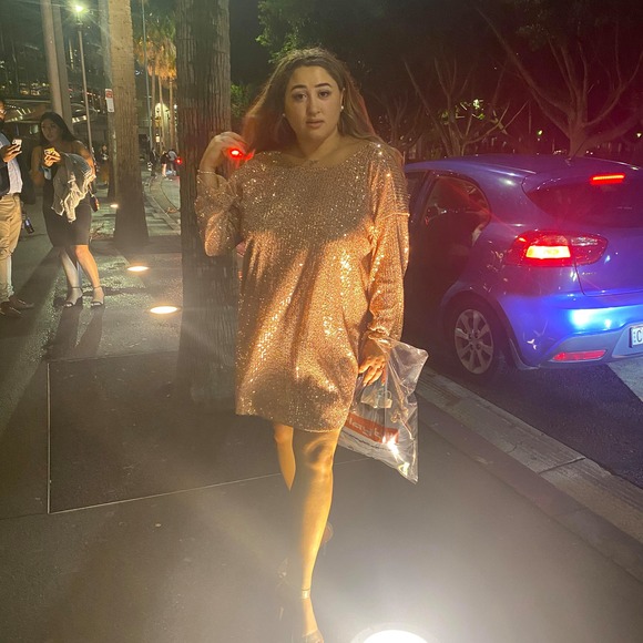 Profile Picture of Lana Filies (@lanafilies) on Poshmark