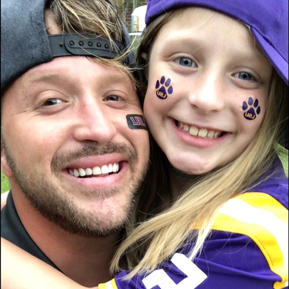 Profile Picture of Christopher Burch (@cburch1284) on Poshmark