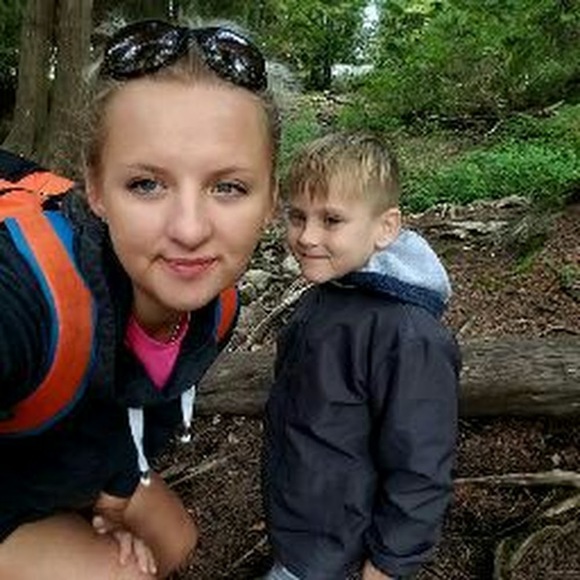 Profile Picture of Monika Wozny (@monikaandpatryk) on Poshmark