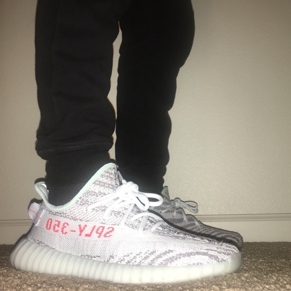 Profile Picture of Eric Rivas (@eric445) on Poshmark