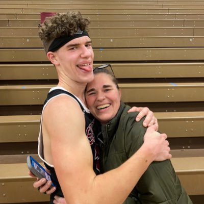Profile Picture of Andrew (@Andrew34bball) on Twitter