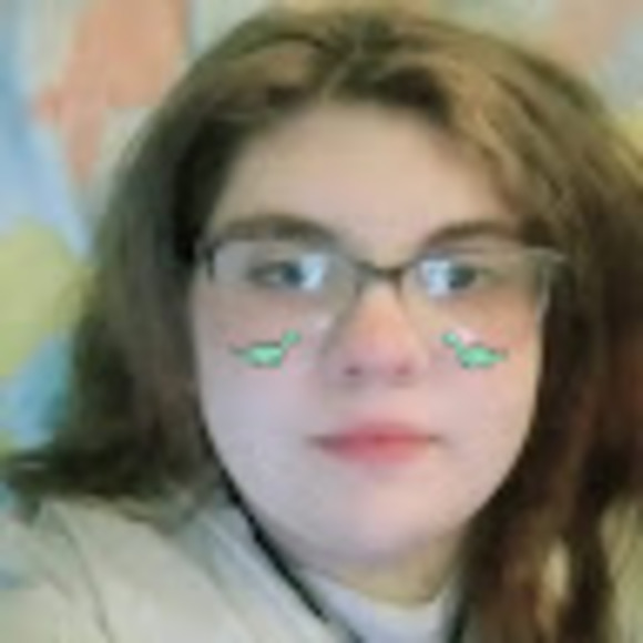 Profile Picture of Paula Stanton (@paulastanton96) on Poshmark