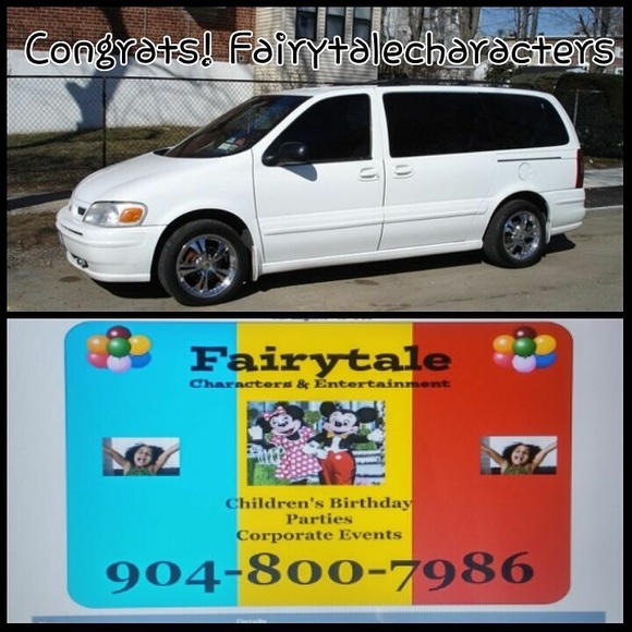 Profile Picture of Carlos Jones (@carlosj1996) on Poshmark