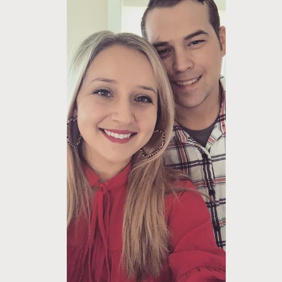 Profile Picture of Hannah Gupton (@hannahlea1) on Poshmark