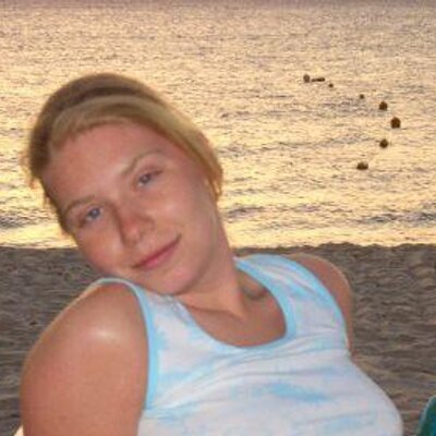 Profile Picture of Gillian Andersen (@gillianpanderse) on Twitter