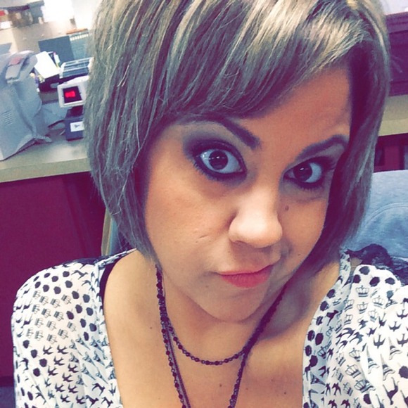 Profile Picture of Kala Brummer (@kalabrummer) on Poshmark