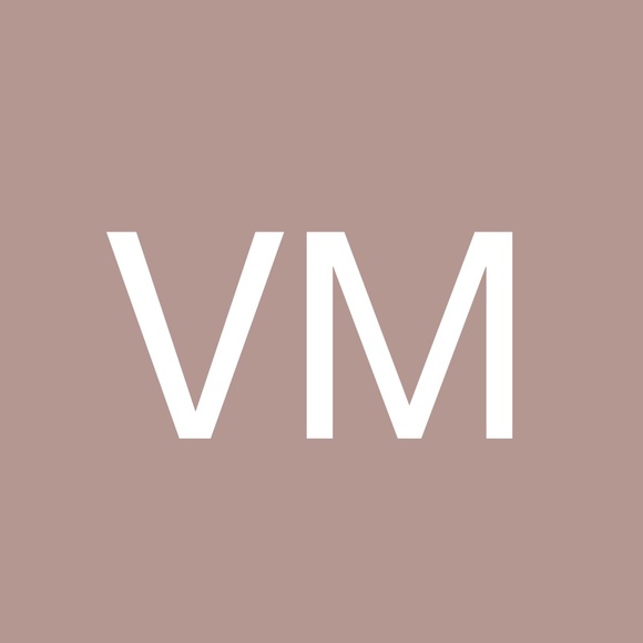 Profile Picture of Velida Marzic (@veki61m) on Poshmark