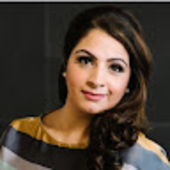 Shivani Bhalla - Poshmark Profile Picture of Shivani Bhalla (@shivanibhalla86) on Poshmark