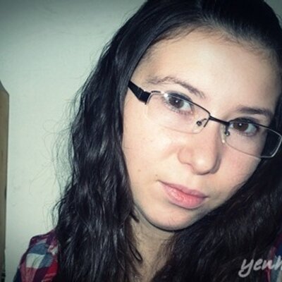 Profile Picture of Yenhy Ernaga (@l4_p3k33) on Twitter