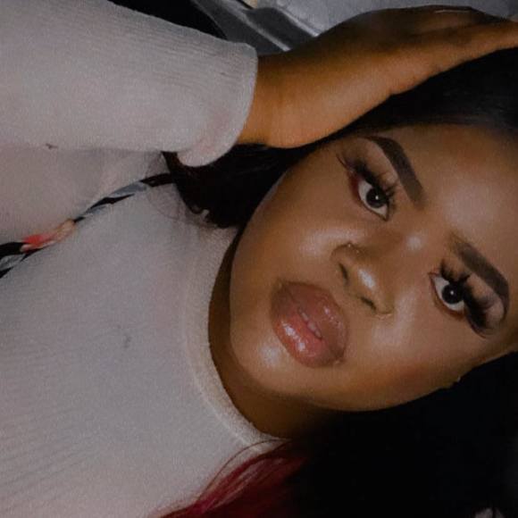 Profile Picture of Leemah Abdi (@leemaii) on Poshmark