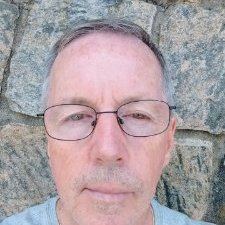 Profile Picture of Vincent Moriarty (@VincentMoriart2) on Twitter