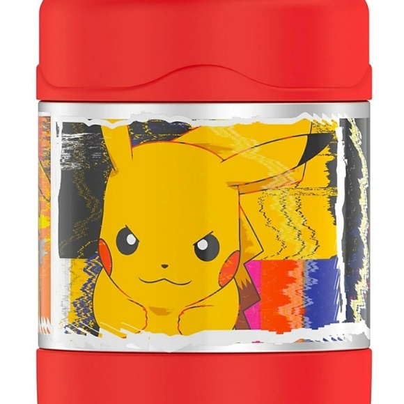 Profile Picture of Aris Sison (@ariswithnoe) on Poshmark