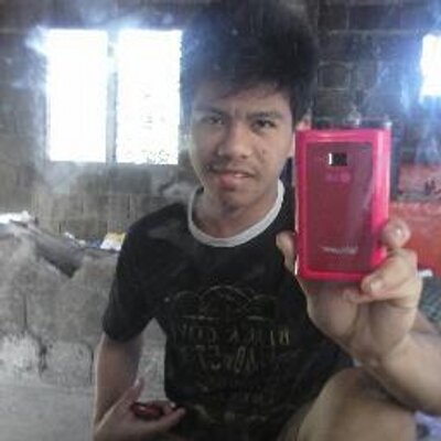 Profile Picture of Simon Oliver Cuevas (@kirukushi) on Twitter