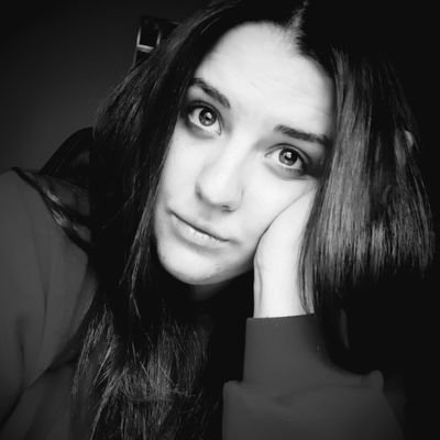 Profile Picture of Iris Domínguez (@arcoIRIS_dc) on Twitter