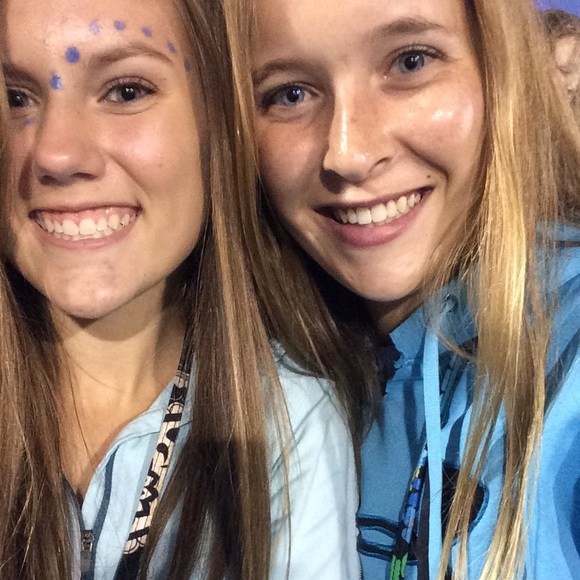 Mady Ceplecha - Poshmark Profile Picture of Mady Ceplecha (@madceplecha) on Poshmark