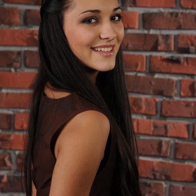 Profile Picture of Regina Barton (@ReginaBarton15) on Twitter