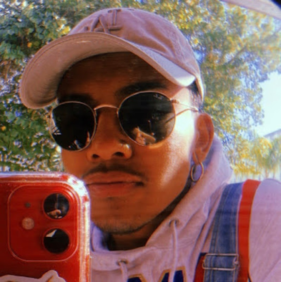 Profile Picture of Troy david Granger (@troydavidg) on Poshmark