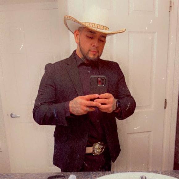 Profile Picture of Michael Blas (@michaelblas) on Poshmark