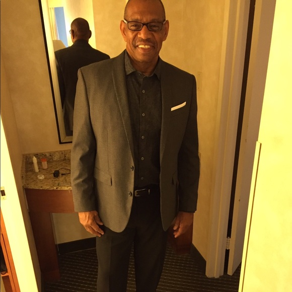 Profile Photo of Franklin Brown (@frankbrown1957) on Poshmark