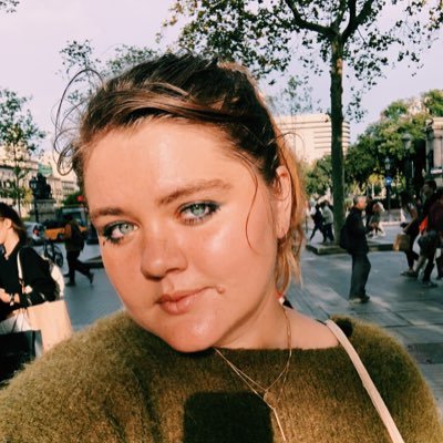 Profile Picture of Elizabeth Engle (@elizabethengle_) on Twitter