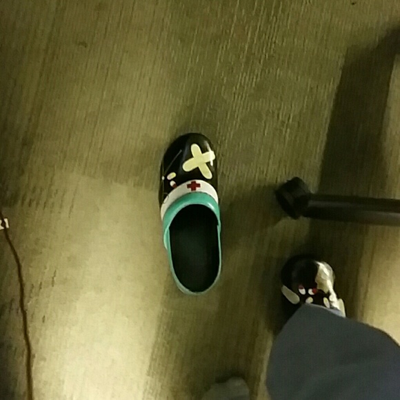Profile Picture of Karla Keipert (@shoespz) on Poshmark